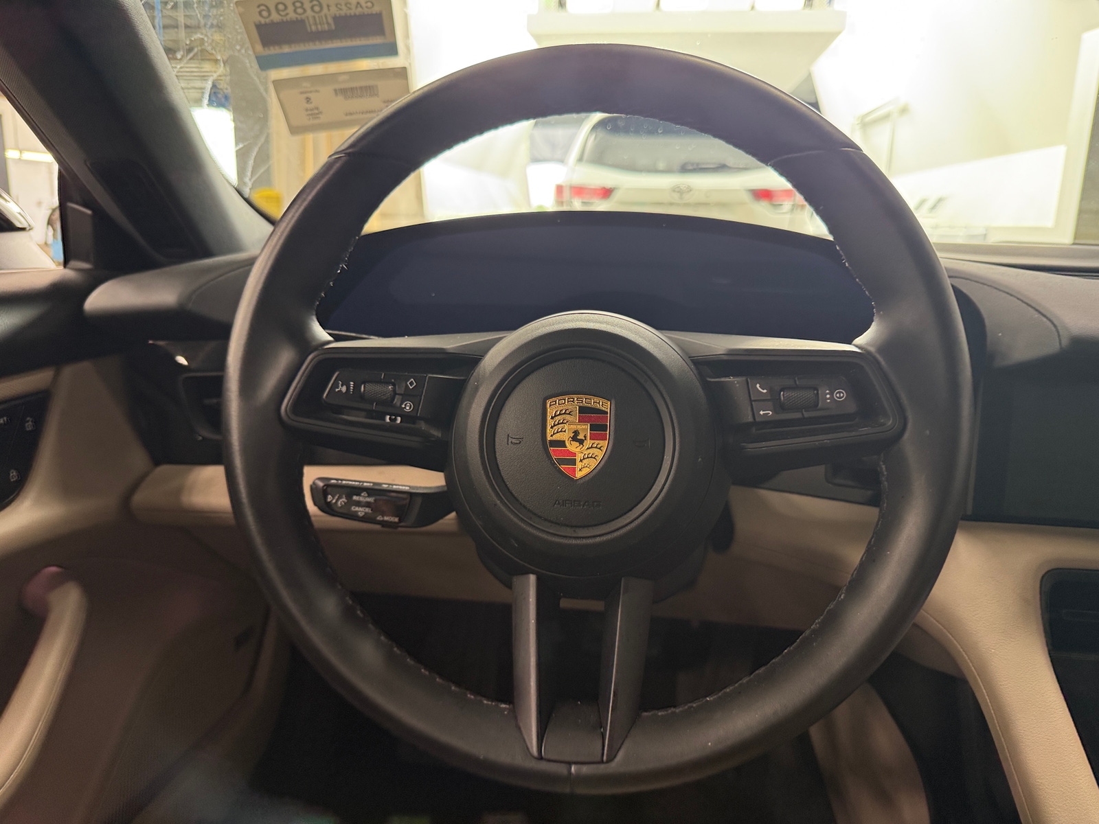 Thumbnail: 2021 Porsche Taycan - 4