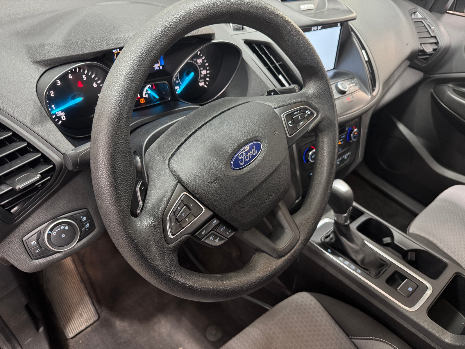 Thumbnail: 2017 Ford Escape - 3
