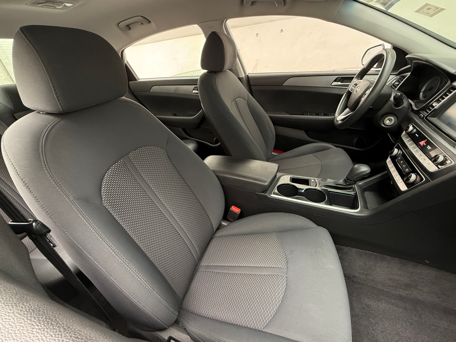 Thumbnail: 2019 Hyundai Sonata - 2