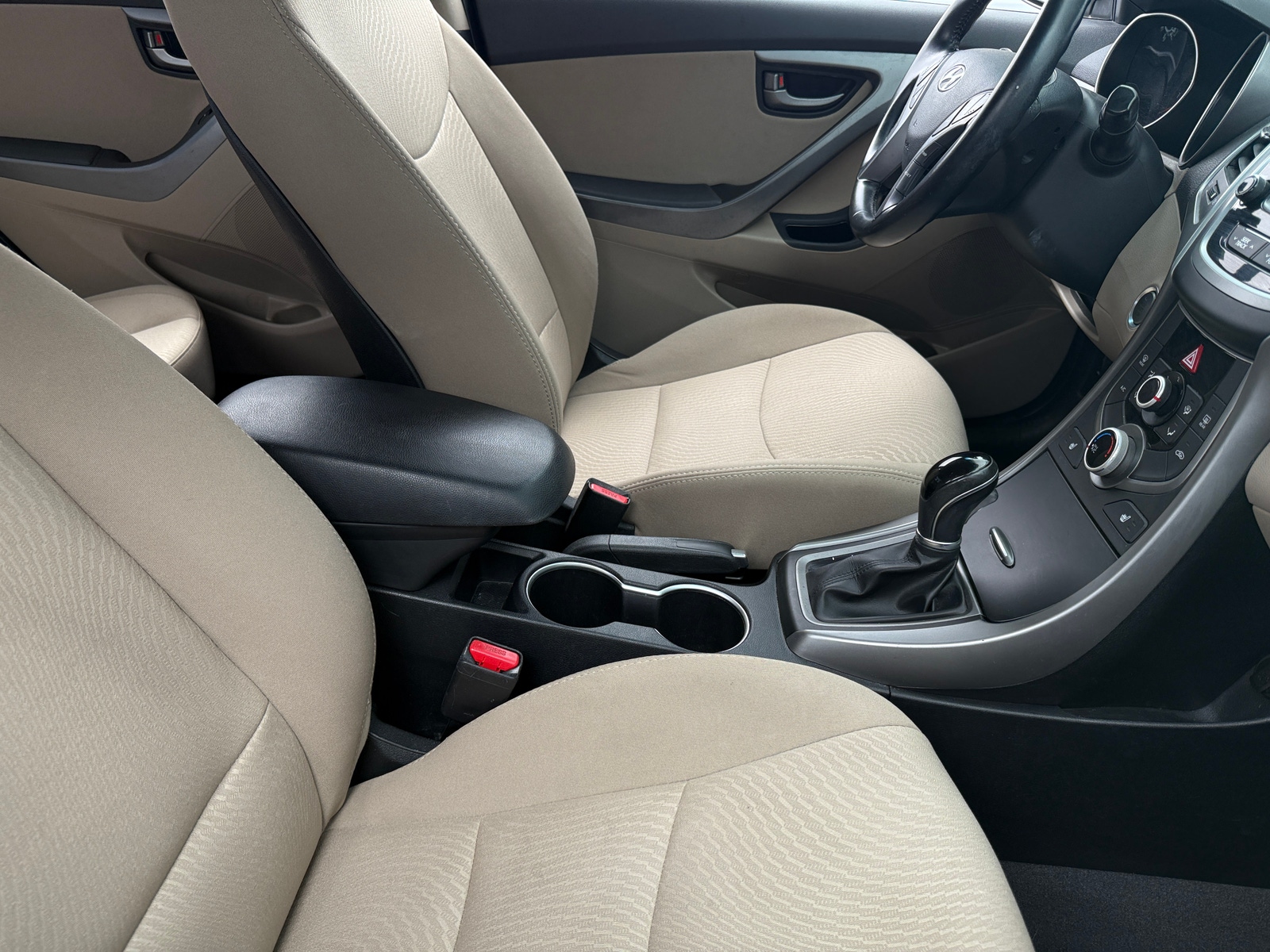 Thumbnail: 2016 Hyundai Elantra - 2