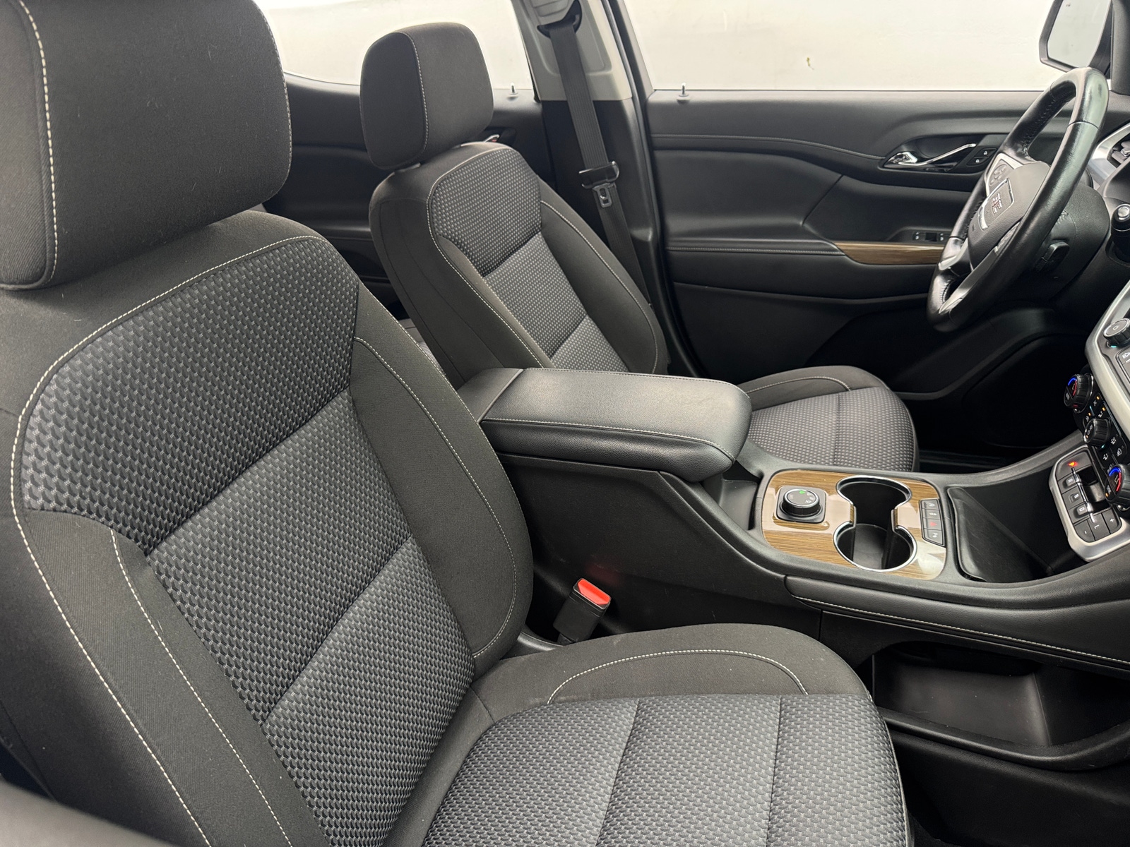 Thumbnail: 2020 GMC Acadia - 2