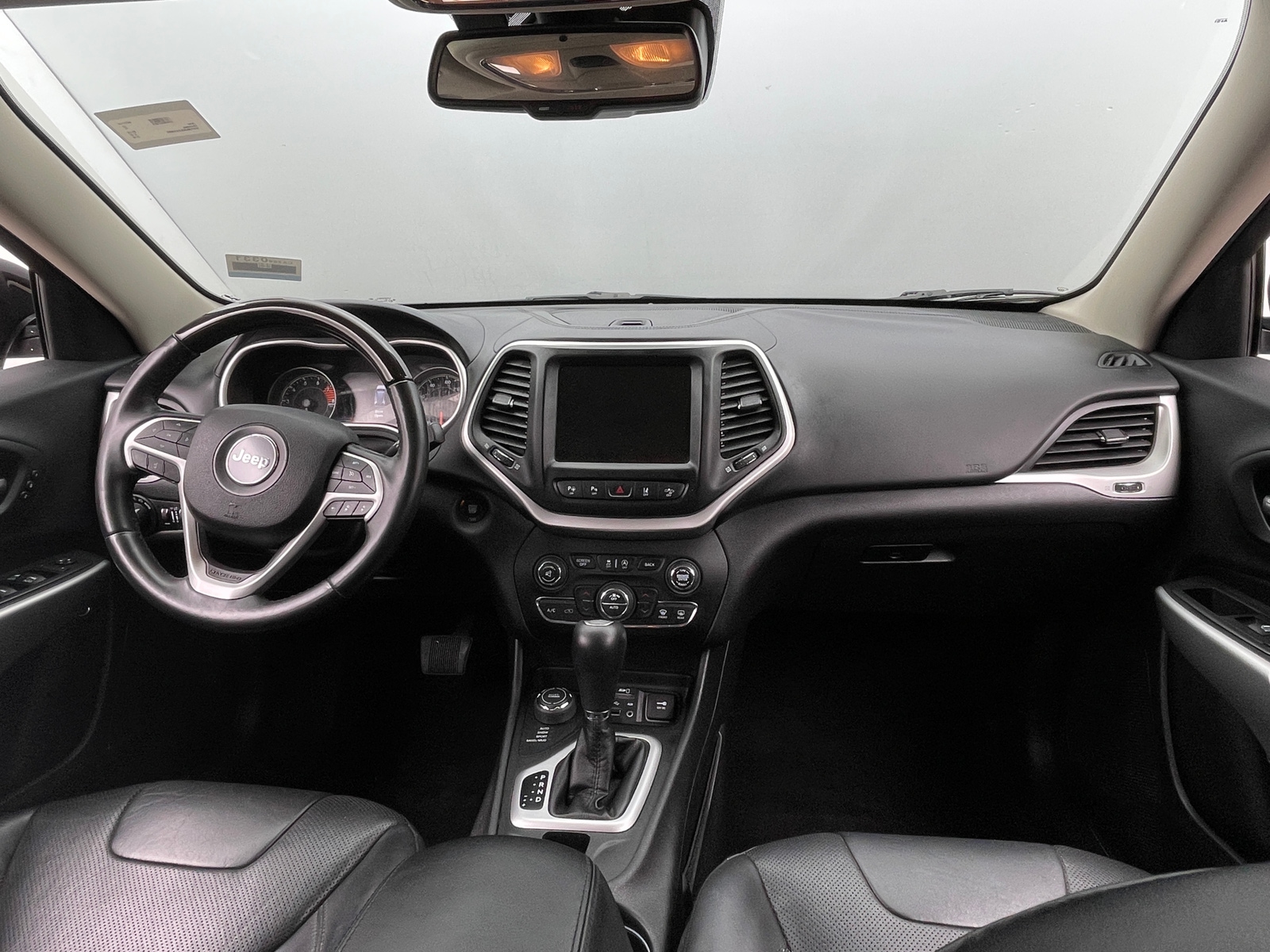 Thumbnail: 2018 Jeep Cherokee - 2