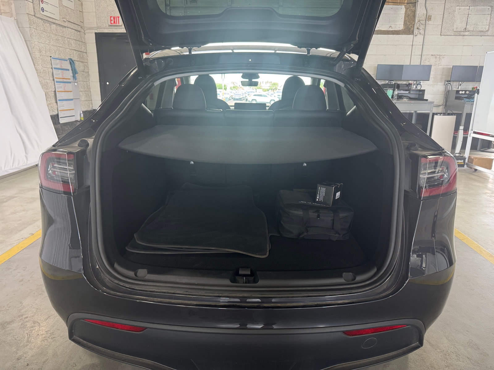 Thumbnail: 2024 Tesla Model Y - 6