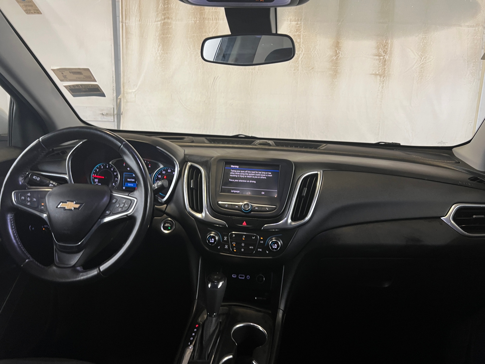 Thumbnail: 2020 Chevrolet Equinox - 3