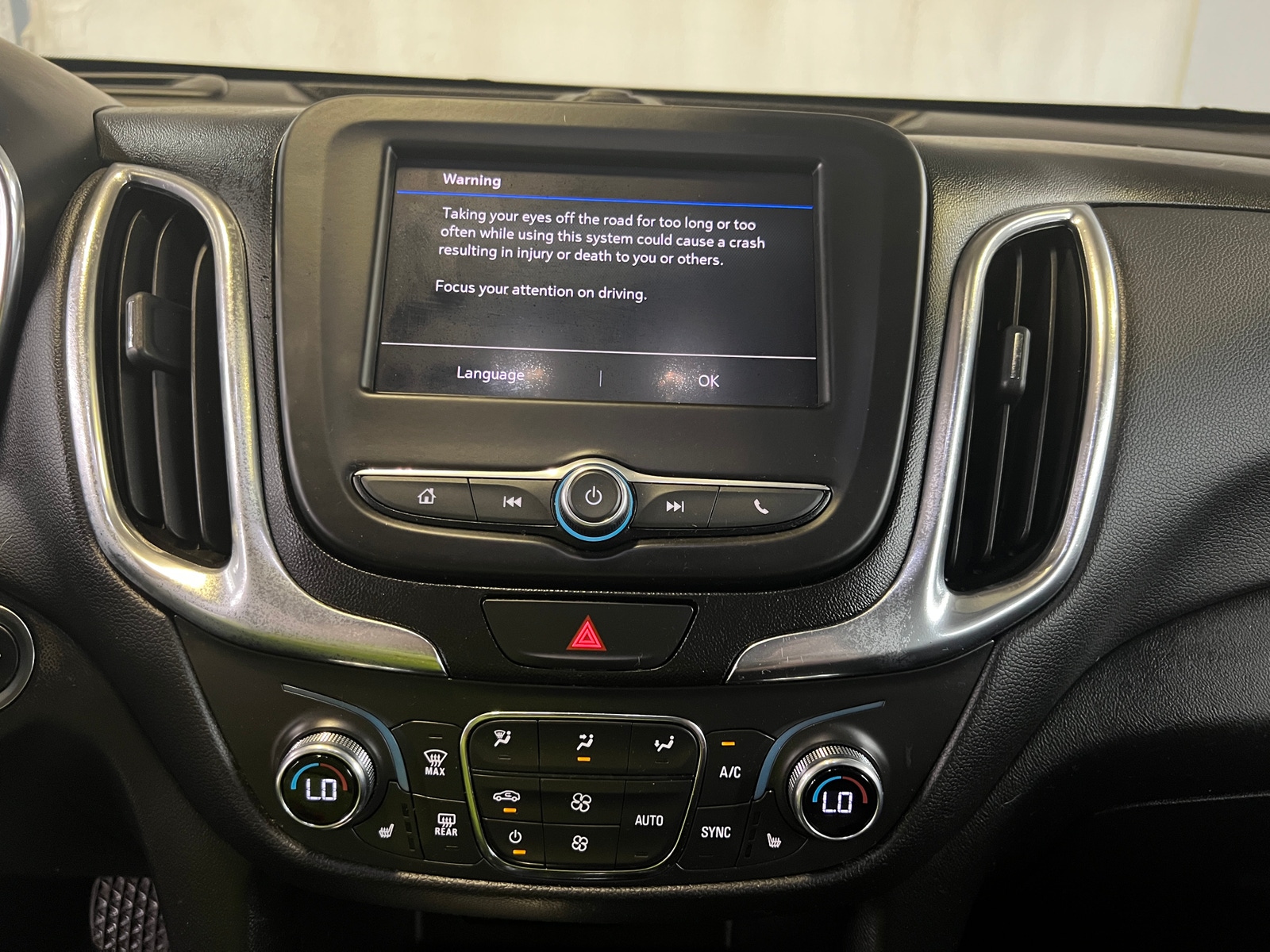 Thumbnail: 2020 Chevrolet Equinox - 4