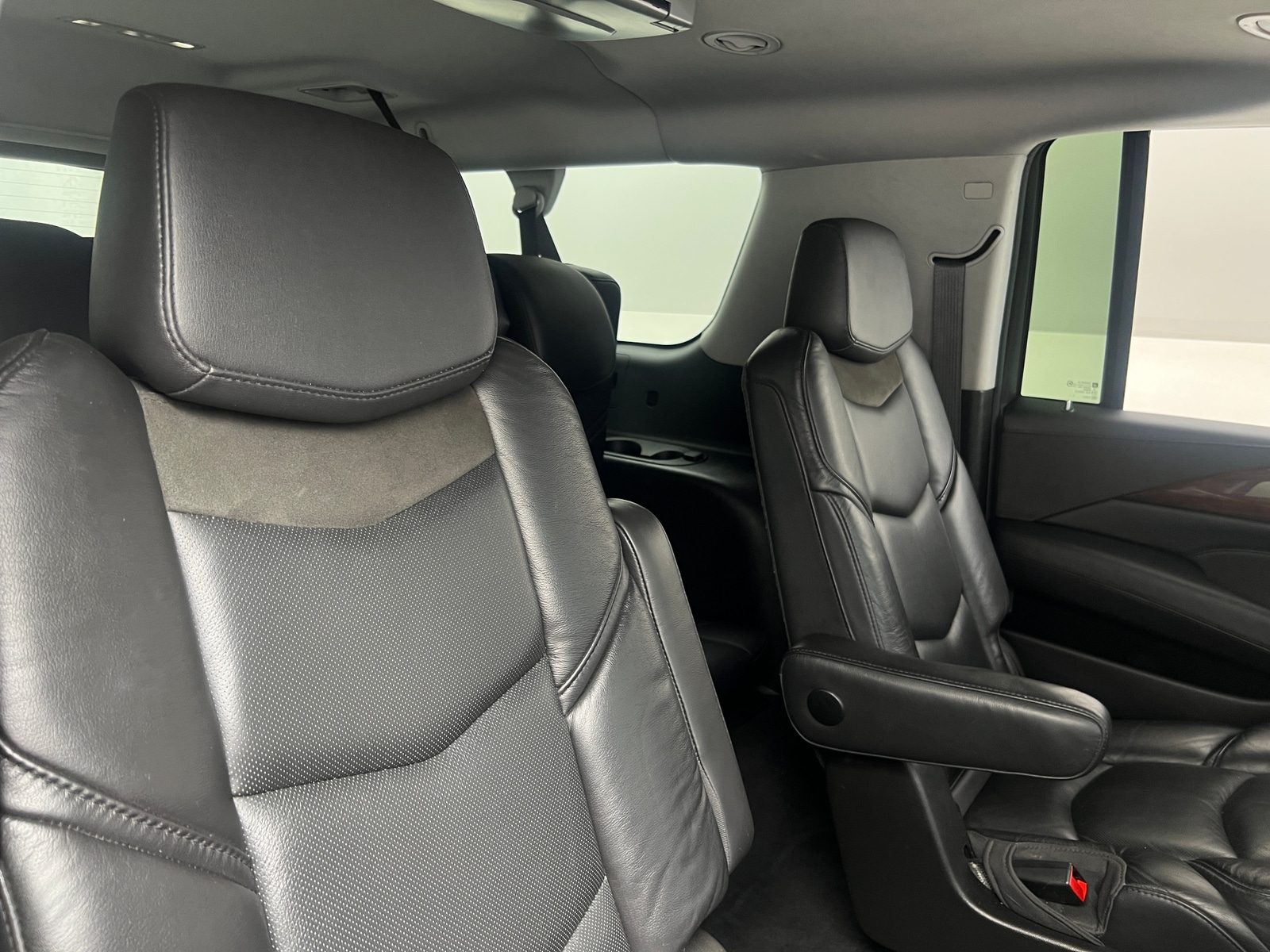 Thumbnail: 2018 Cadillac Escalade - 5