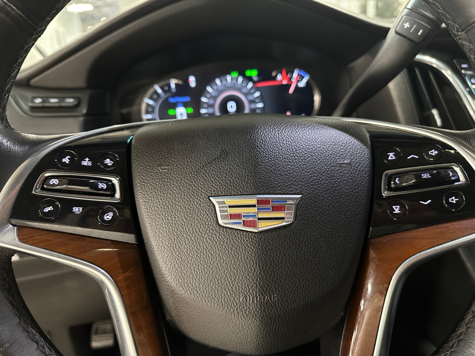 Thumbnail: 2018 Cadillac Escalade - 4