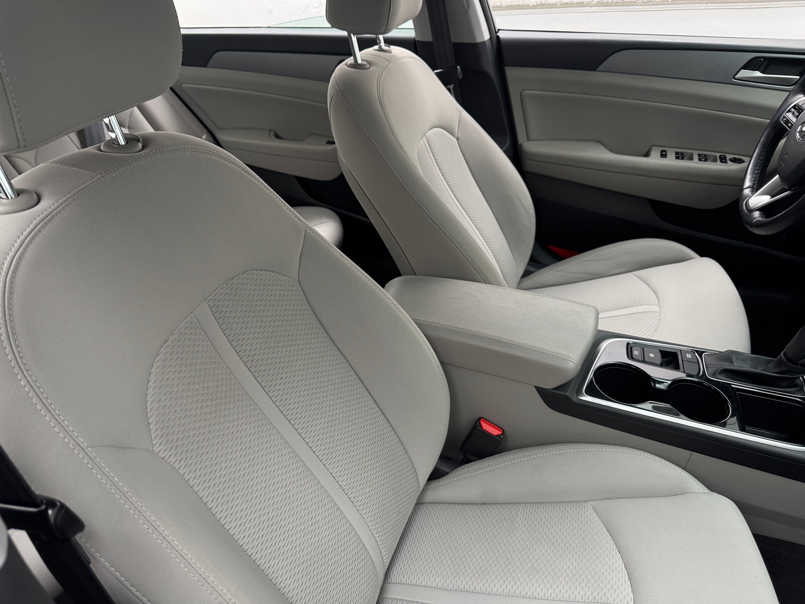 Thumbnail: 2018 Hyundai Sonata - 2
