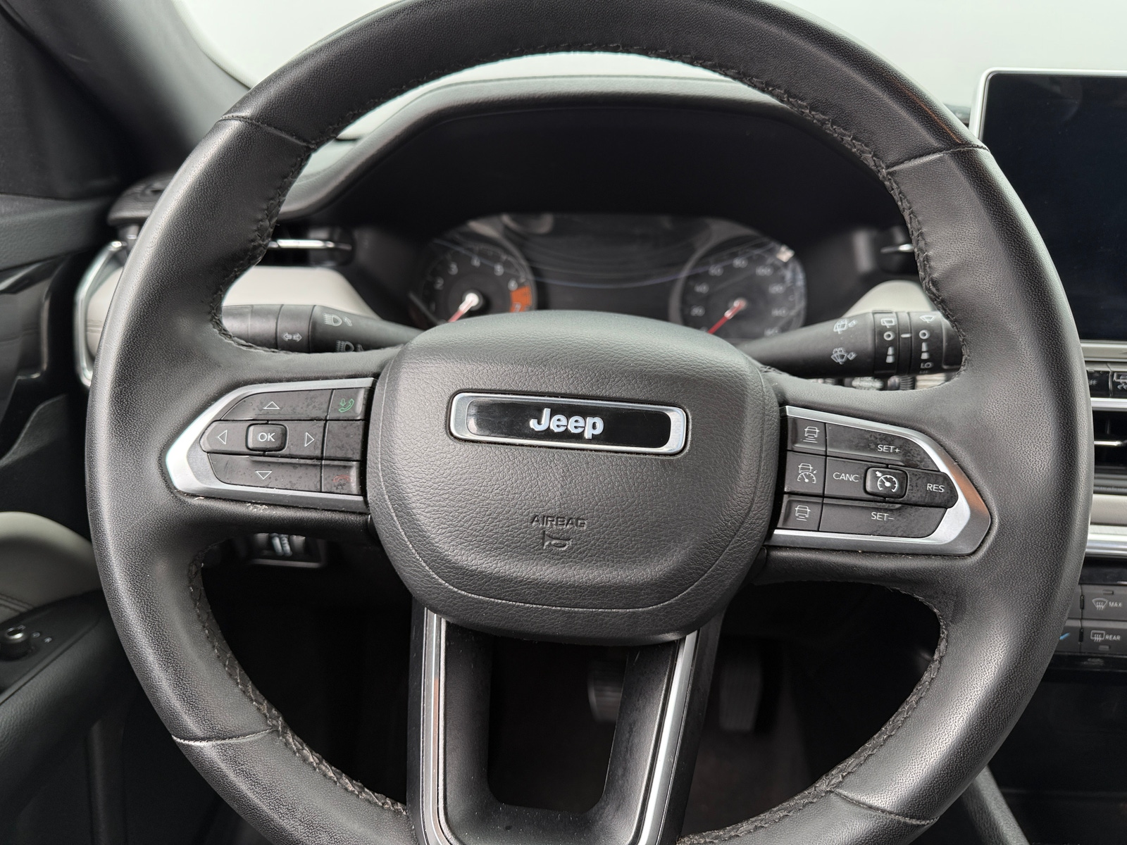 Thumbnail: 2023 Jeep Compass - 4