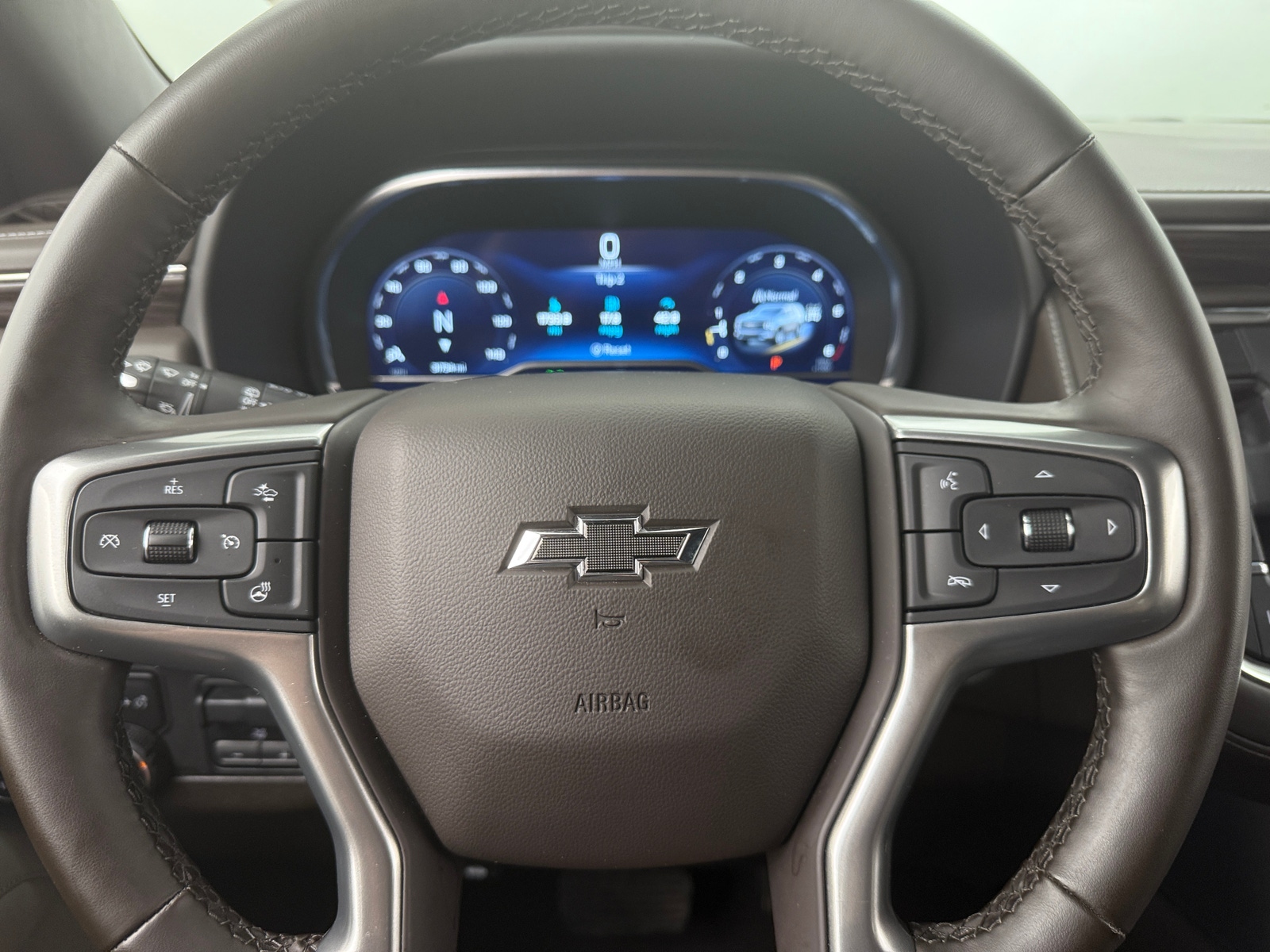 Thumbnail: 2024 Chevrolet Tahoe - 4