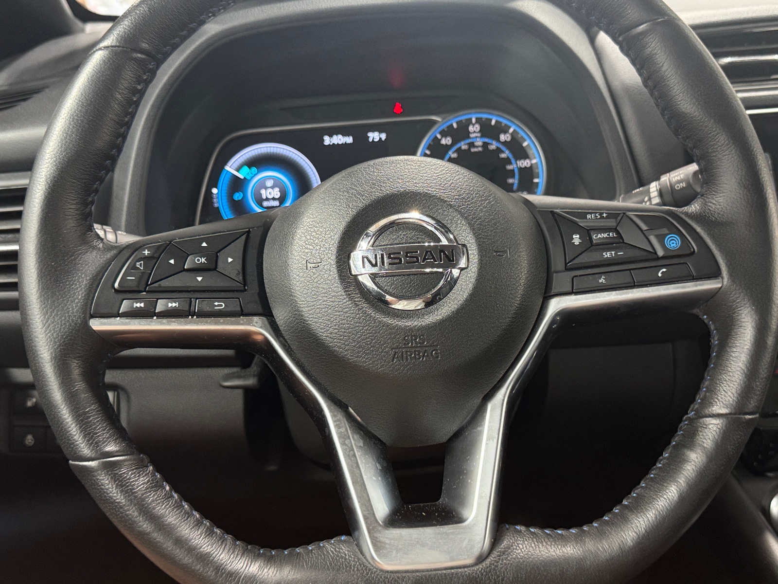Thumbnail: 2020 Nissan Leaf - 4