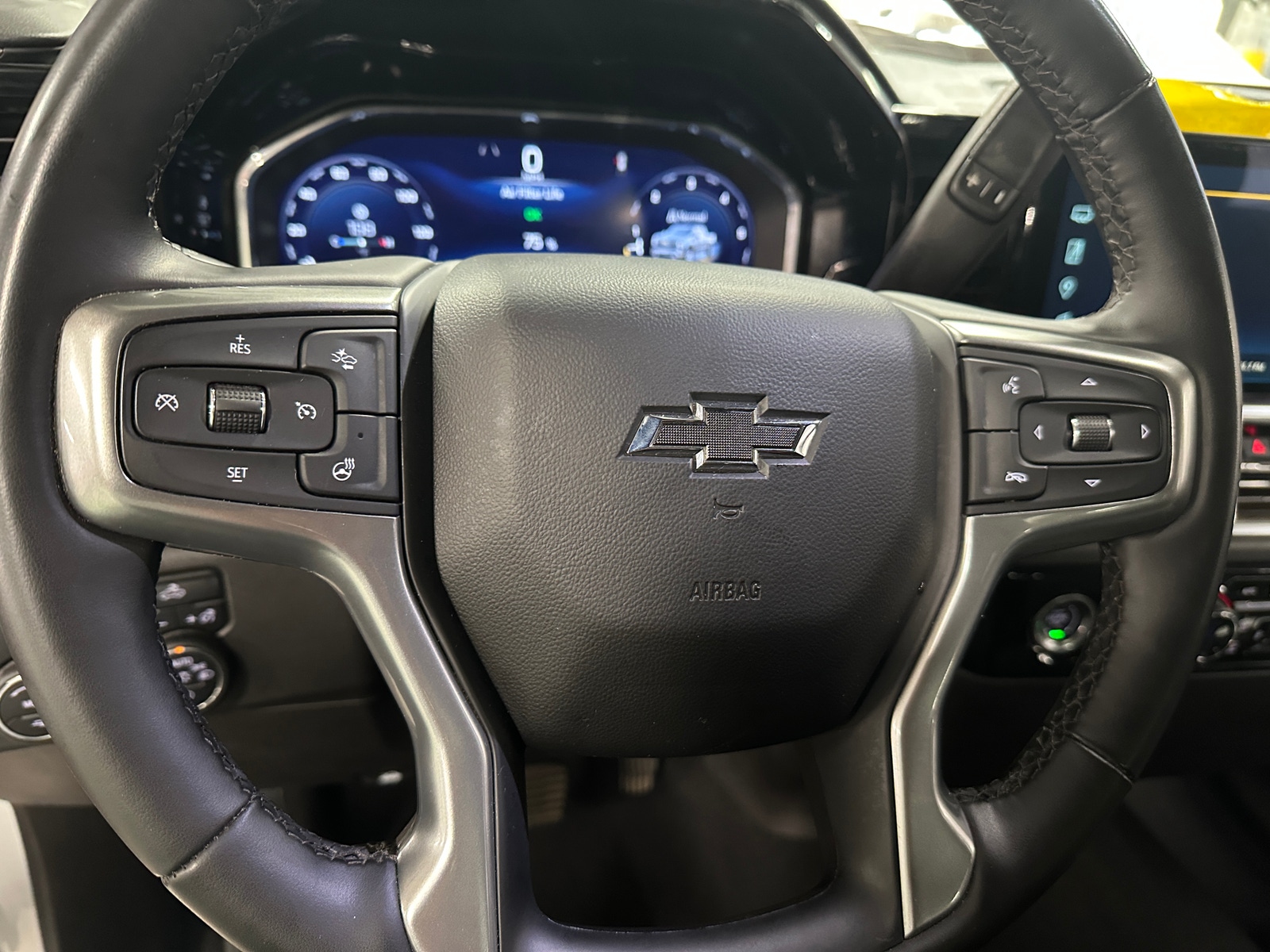 Thumbnail: 2024 Chevrolet Silverado 1500 - 5