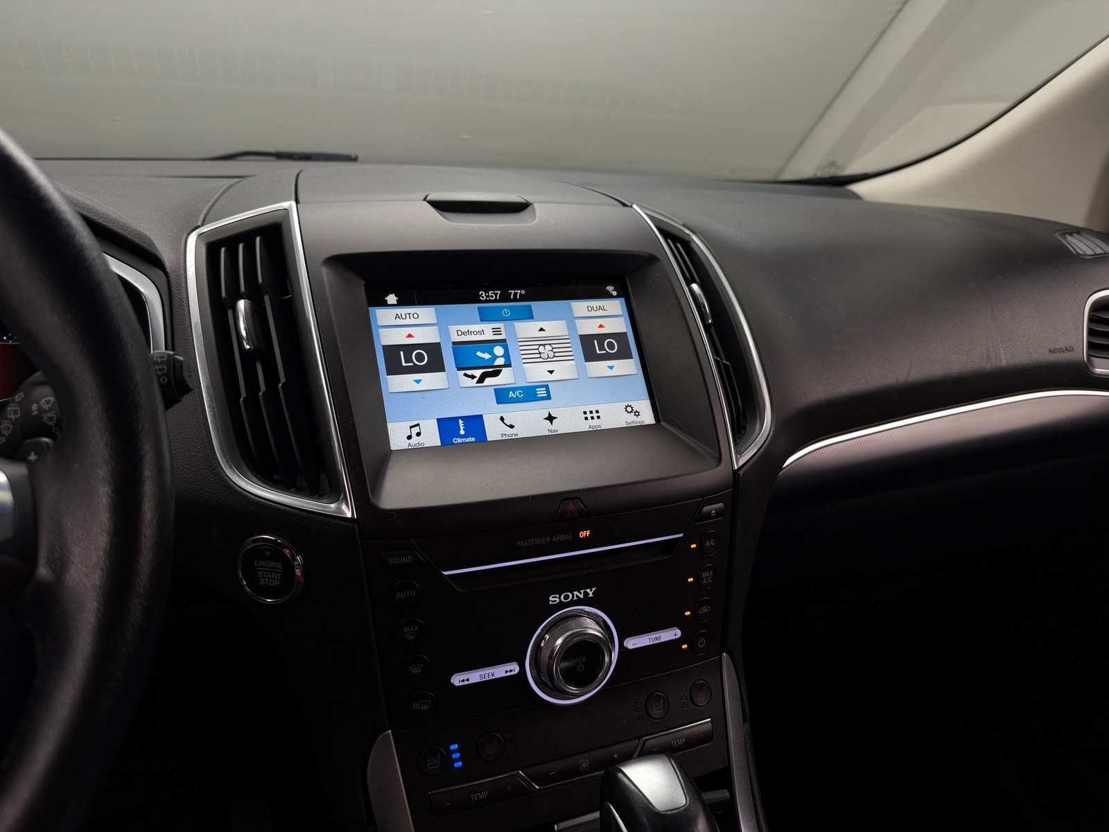 Thumbnail: 2018 Ford Edge - 3