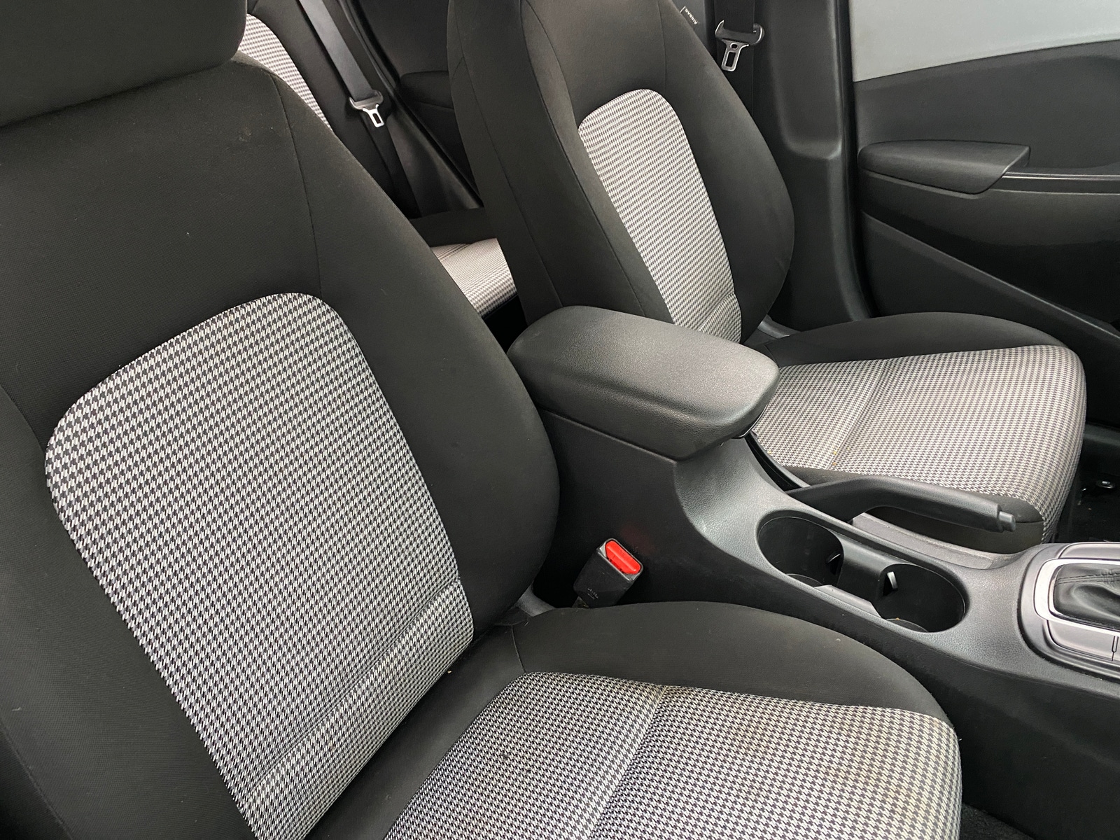 Thumbnail: 2021 Hyundai Kona - 2