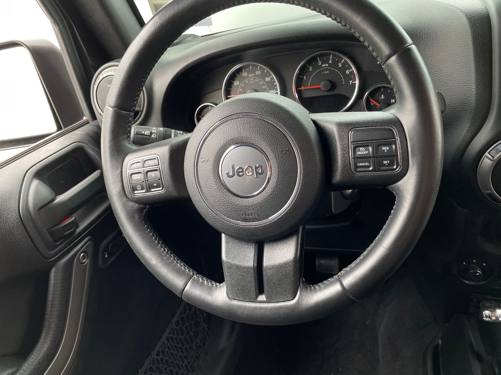 Thumbnail: 2016 Jeep Wrangler - 5