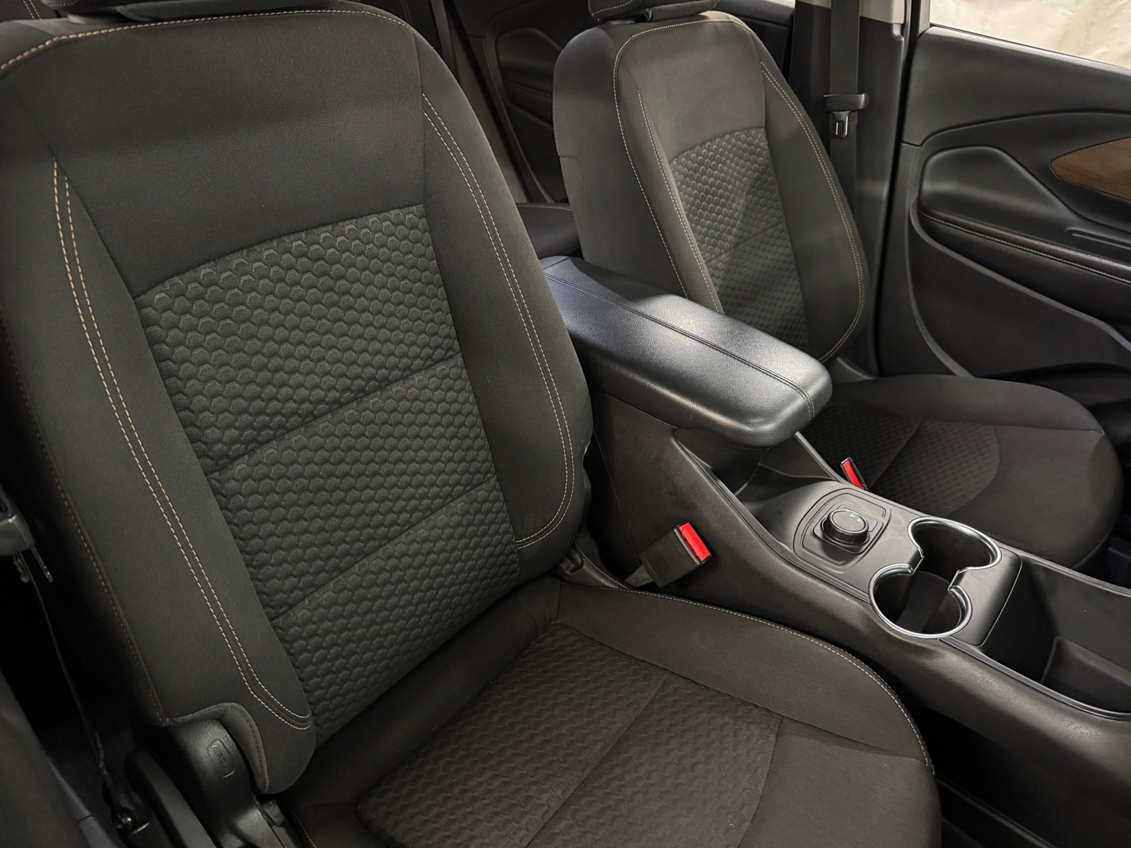 Thumbnail: 2018 GMC Terrain - 2
