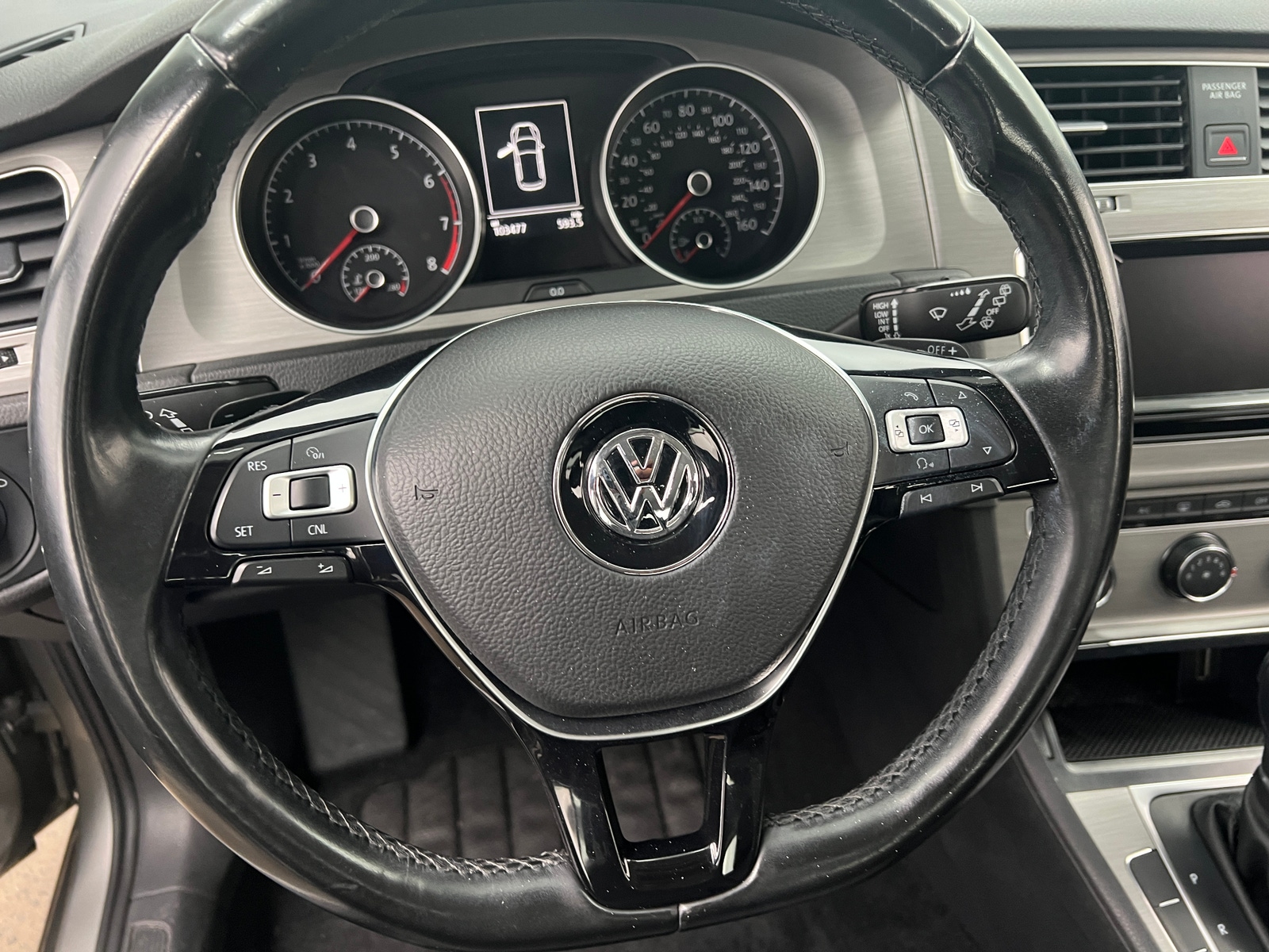 Thumbnail: 2015 Volkswagen Golf - 4