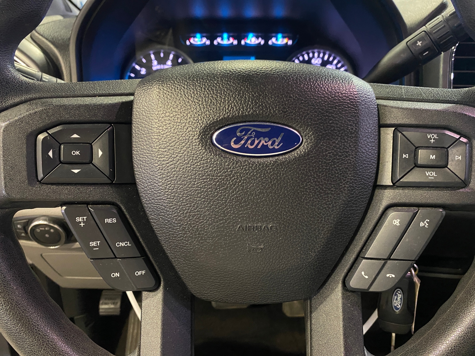 Thumbnail: 2016 Ford Econoline - 5