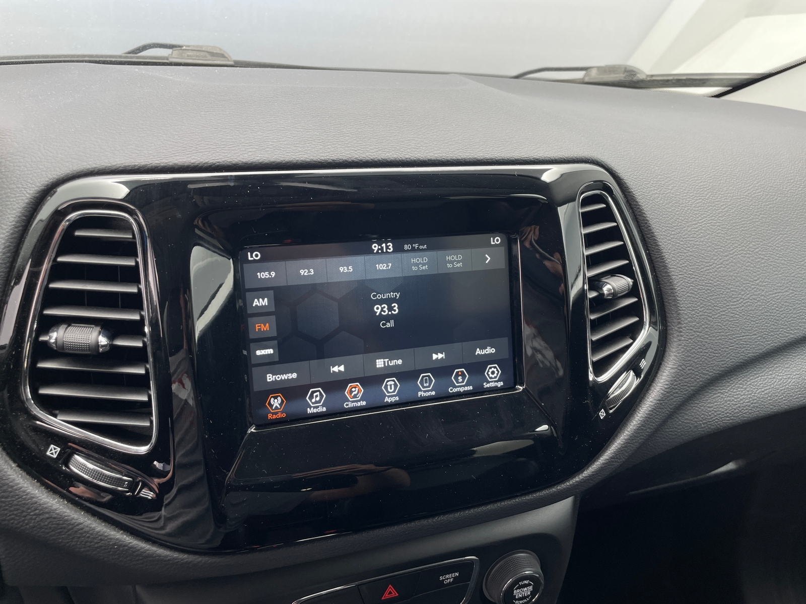 Thumbnail: 2020 Jeep Compass - 3
