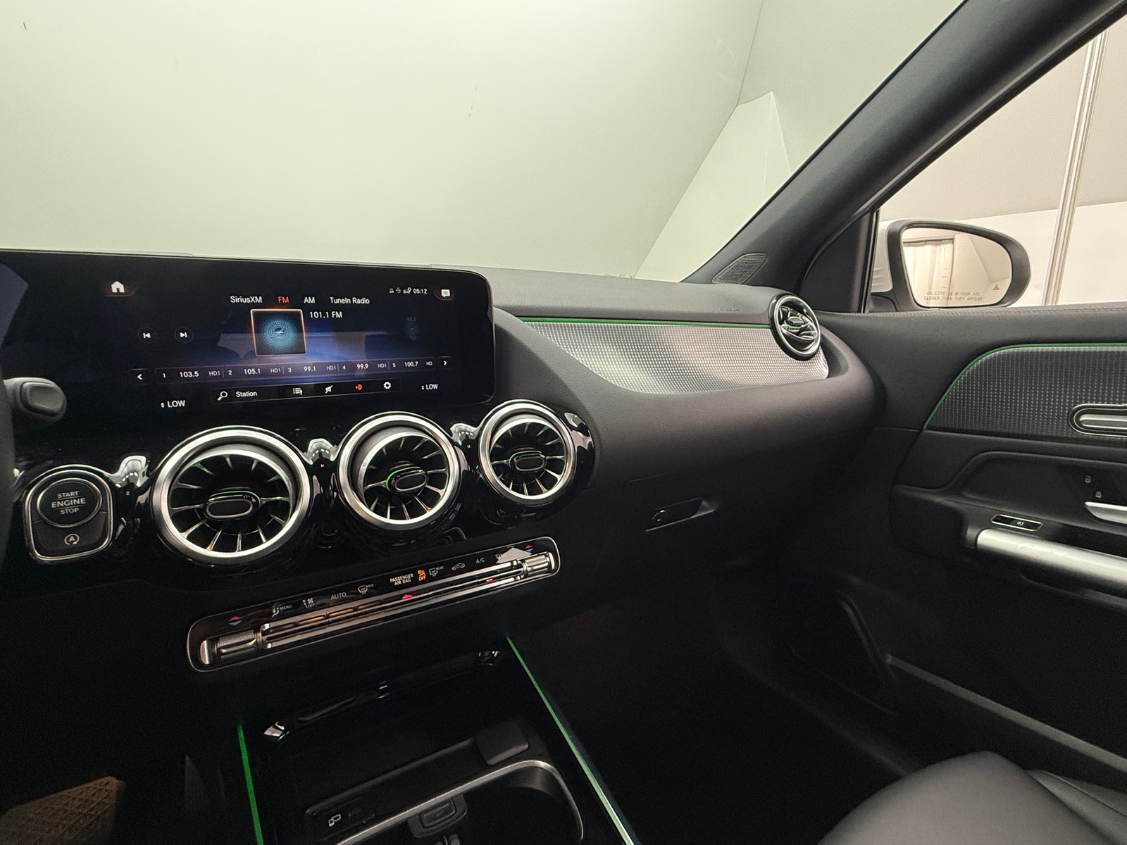 Thumbnail: 2023 Mercedes-Benz GLA - 3