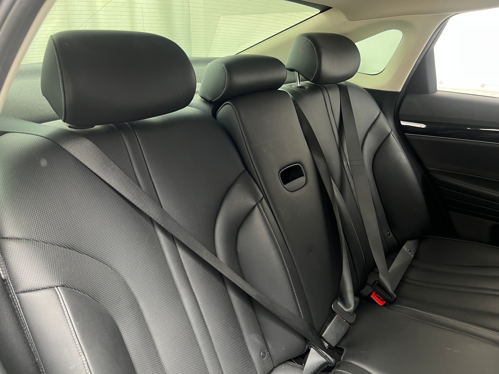 Thumbnail: 2021 Genesis G80 - 5