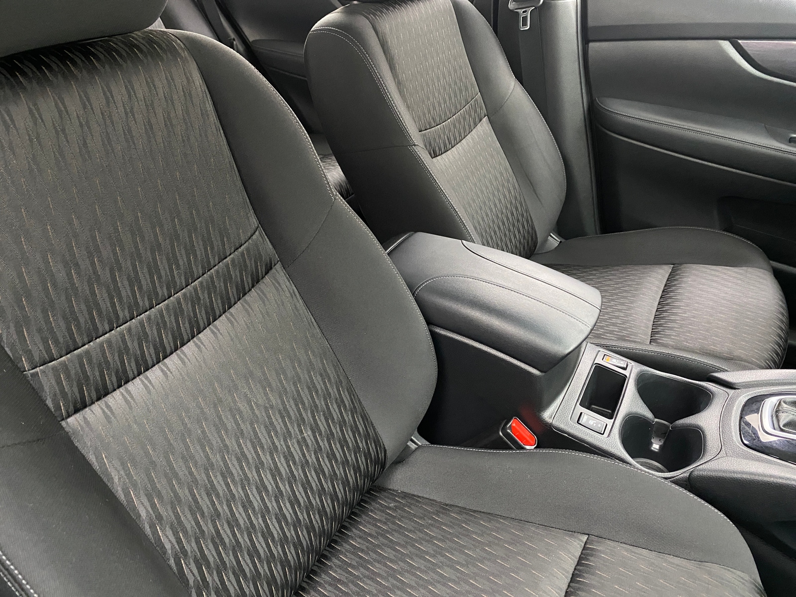 Thumbnail: 2019 Nissan Rogue - 2
