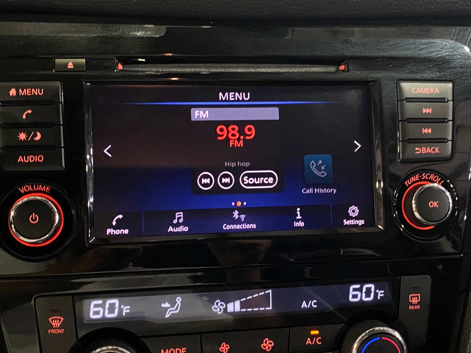 Thumbnail: 2019 Nissan Rogue - 4