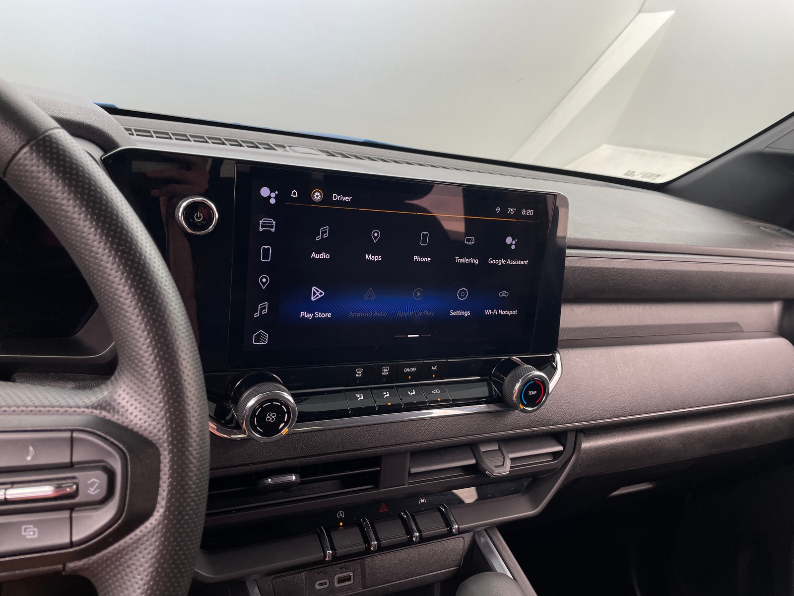 Thumbnail: 2023 Chevrolet Colorado - 4