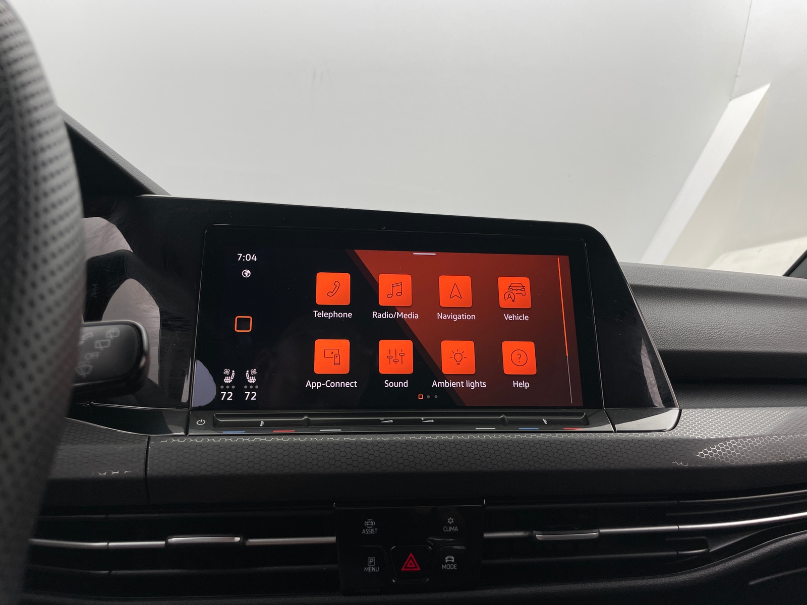 Thumbnail: 2024 Volkswagen Golf - 3