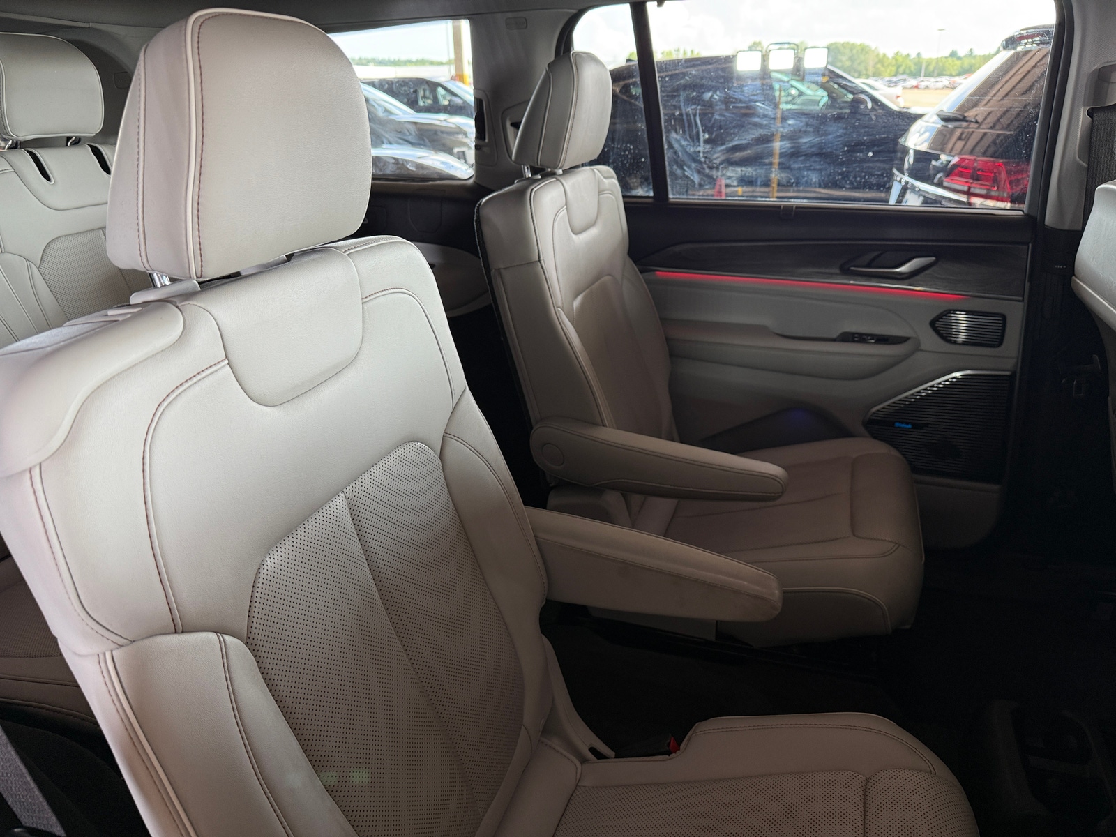 Thumbnail: 2021 Jeep Grand Cherokee L - 5