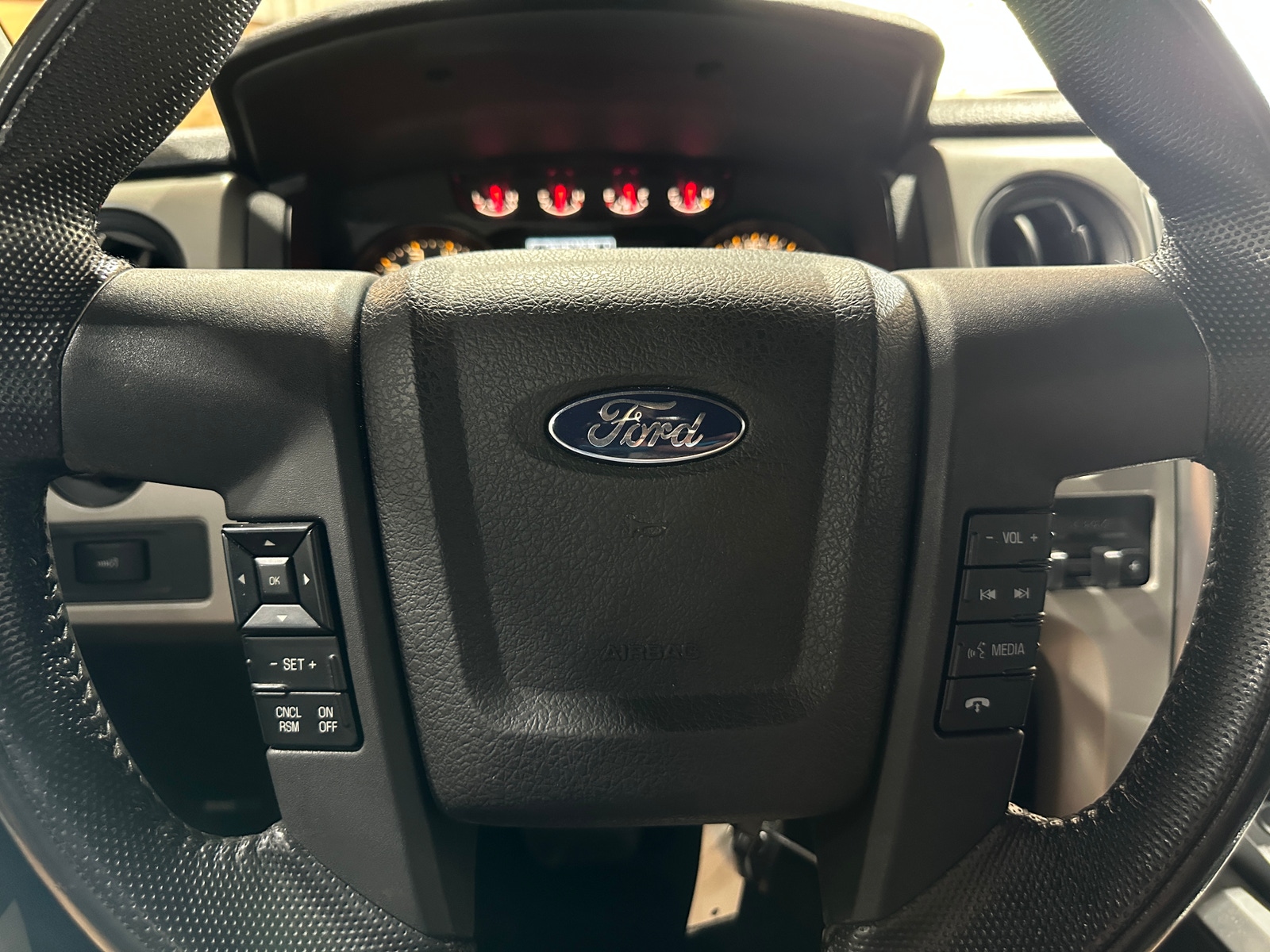 Thumbnail: 2012 Ford Econoline - 4