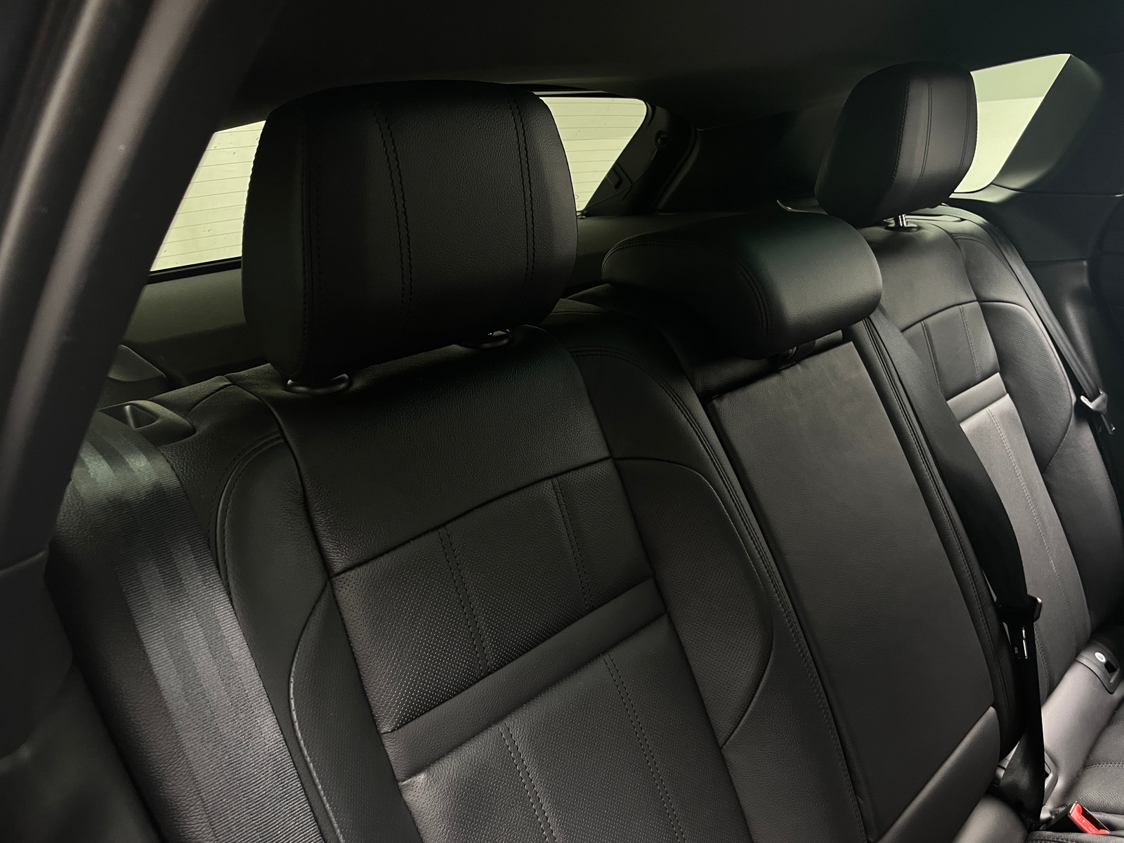 Thumbnail: 2020 Land Rover Range Rover Evoque - 5