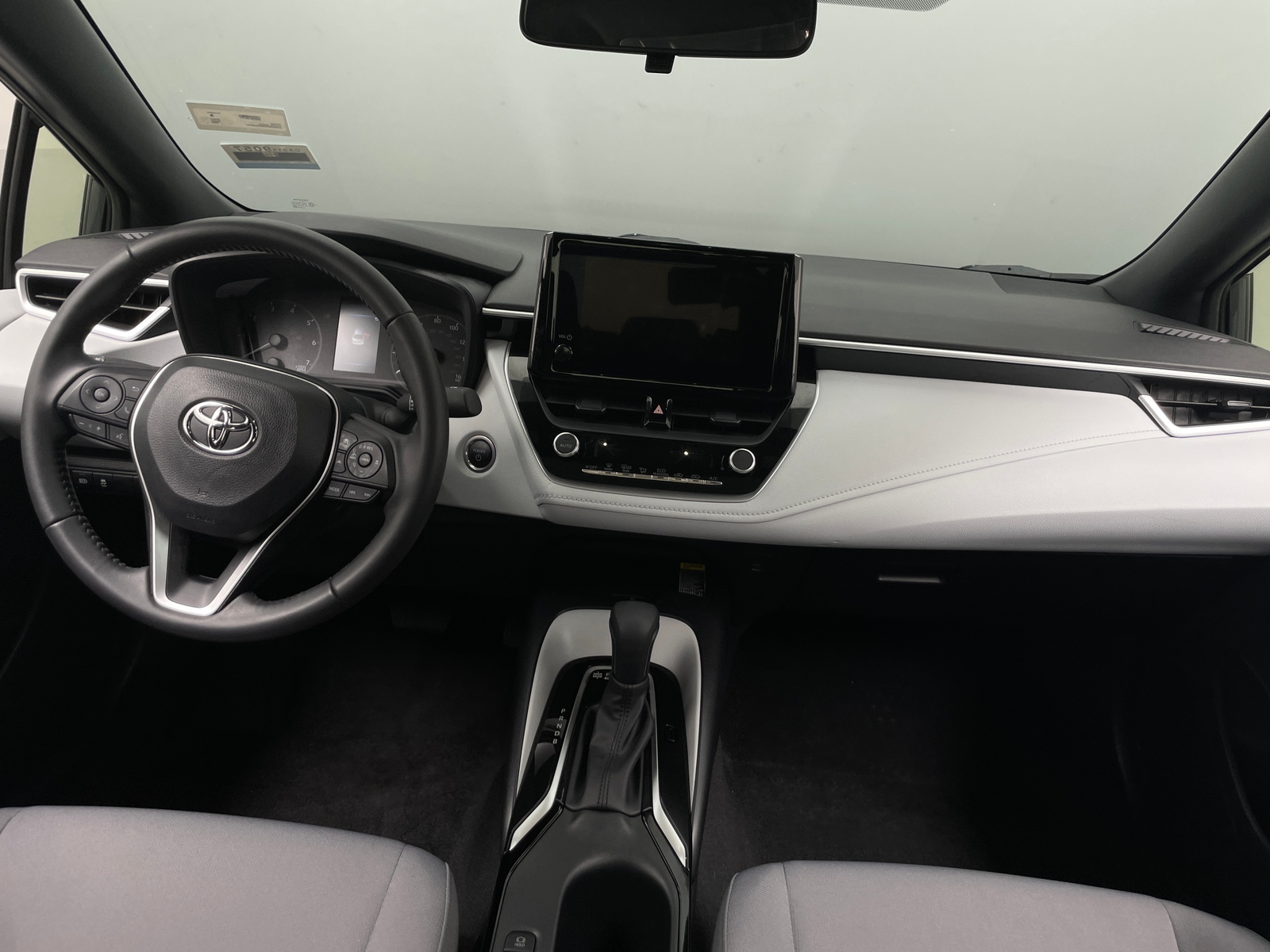 Thumbnail: 2024 Toyota Corolla - 3