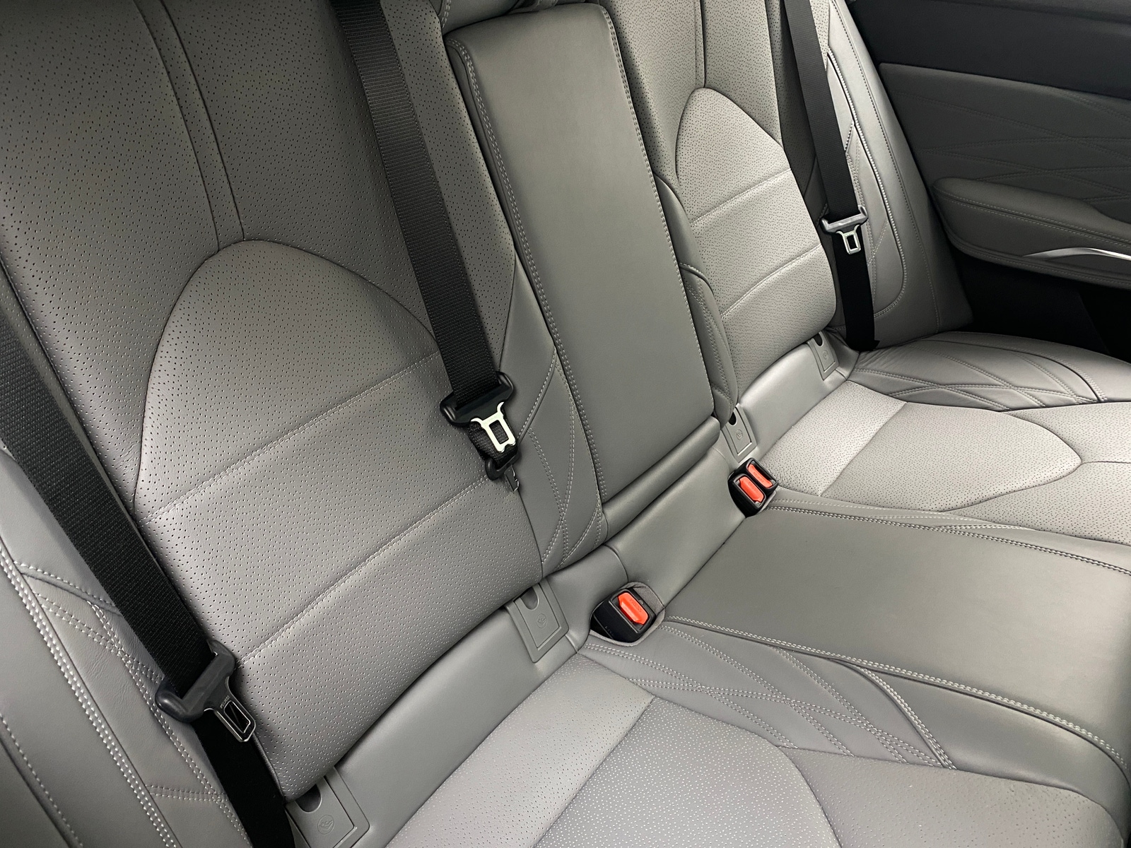 Thumbnail: 2019 Toyota Avalon - 5