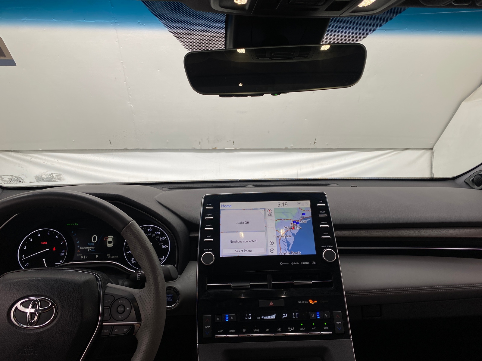 Thumbnail: 2019 Toyota Avalon - 2