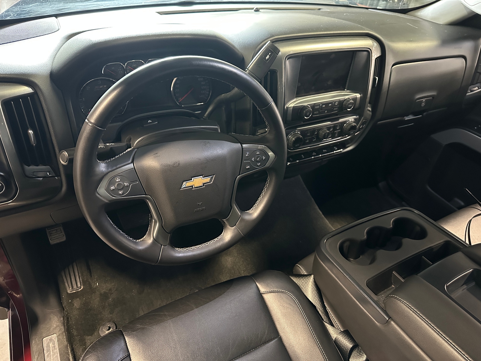 Thumbnail: 2018 Chevrolet Silverado 1500 - 3