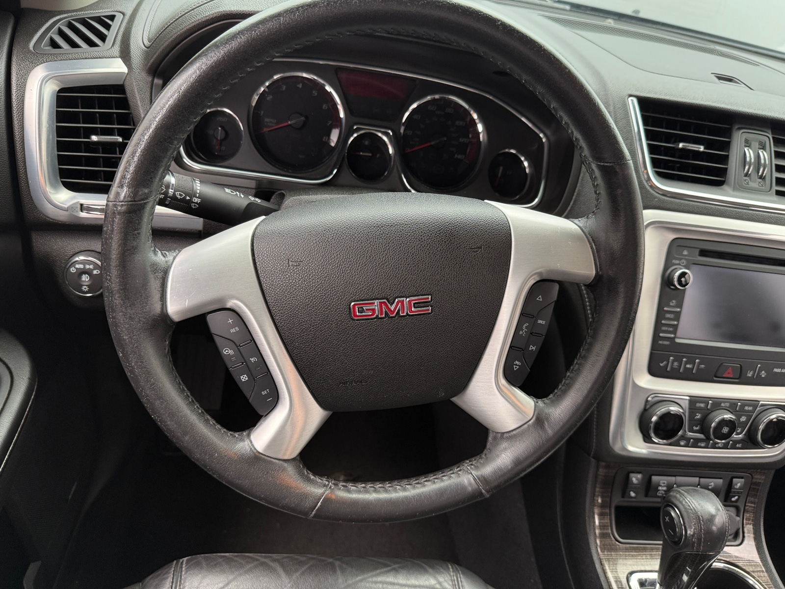 Thumbnail: 2017 GMC Acadia - 4