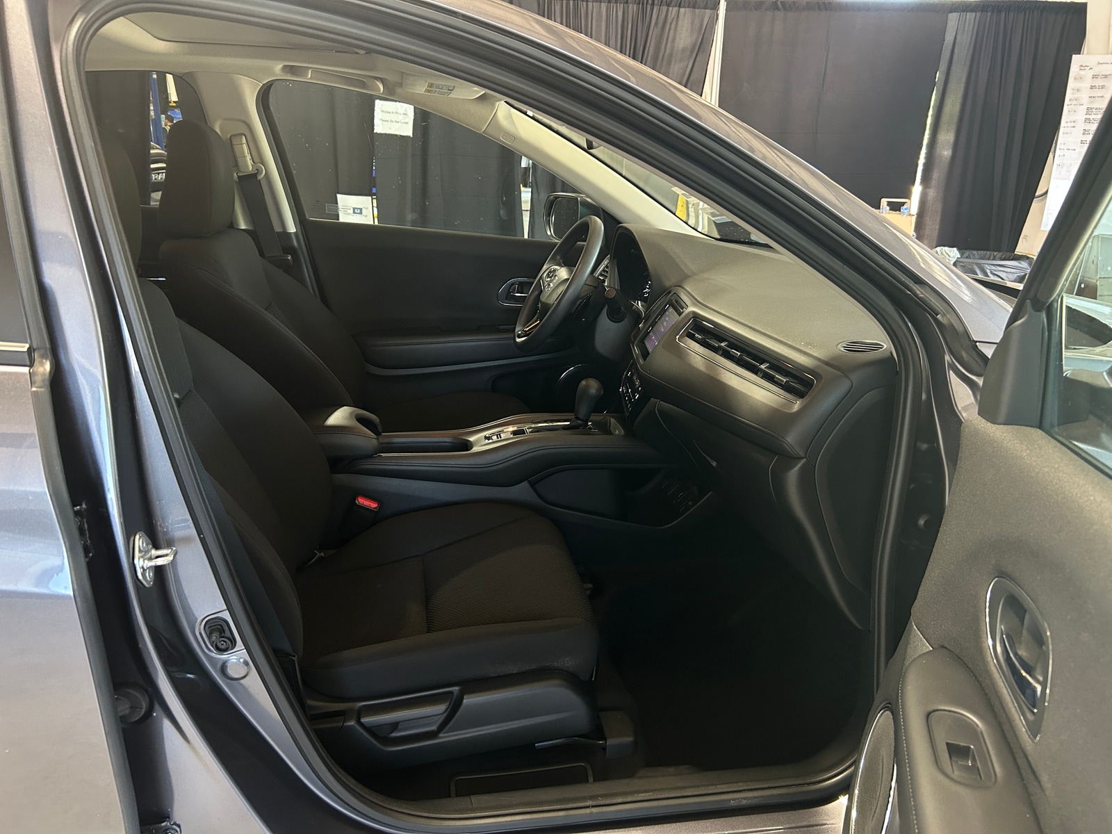 Thumbnail: 2018 Honda HR-V - 2