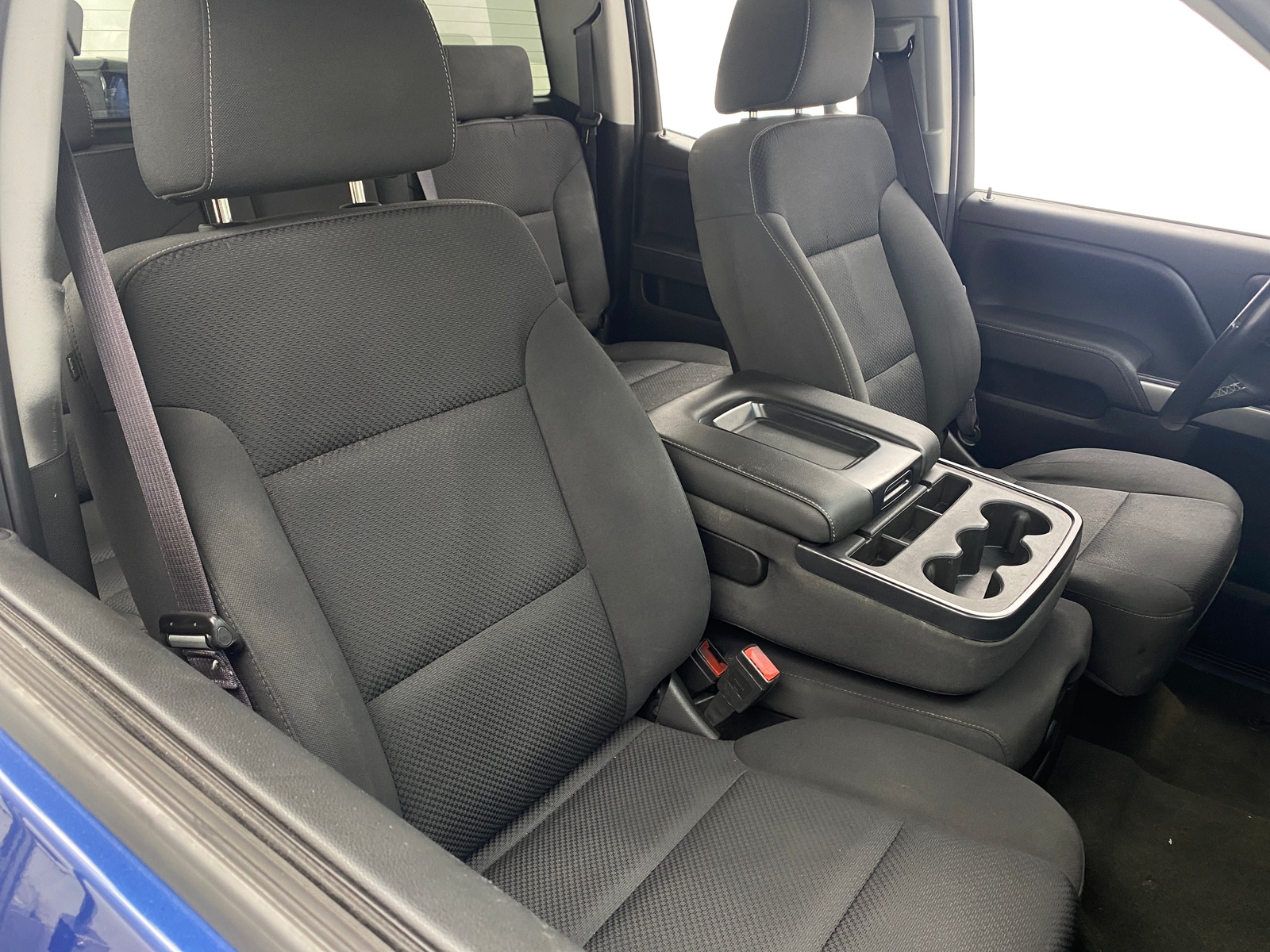 Thumbnail: 2015 Chevrolet Silverado 1500 - 2