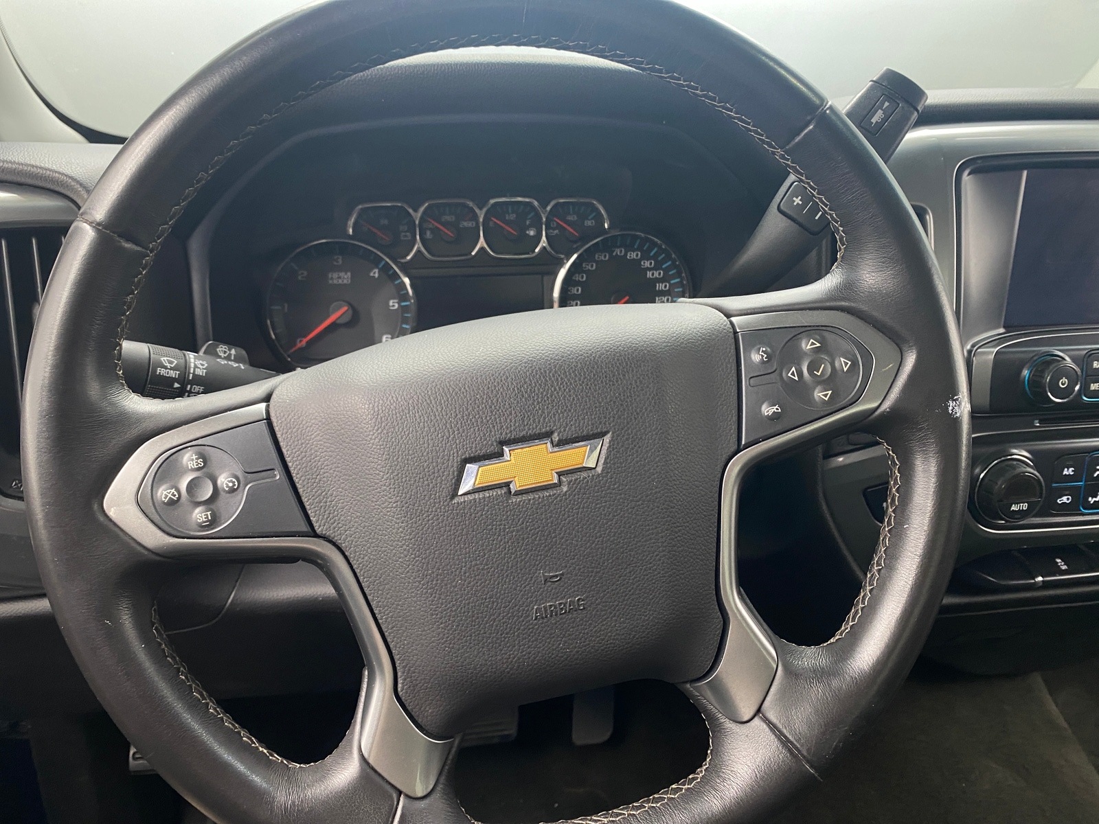 Thumbnail: 2015 Chevrolet Silverado 1500 - 5
