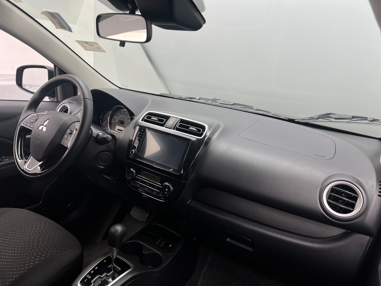 Thumbnail: 2023 Mitsubishi Mirage G4 - 3