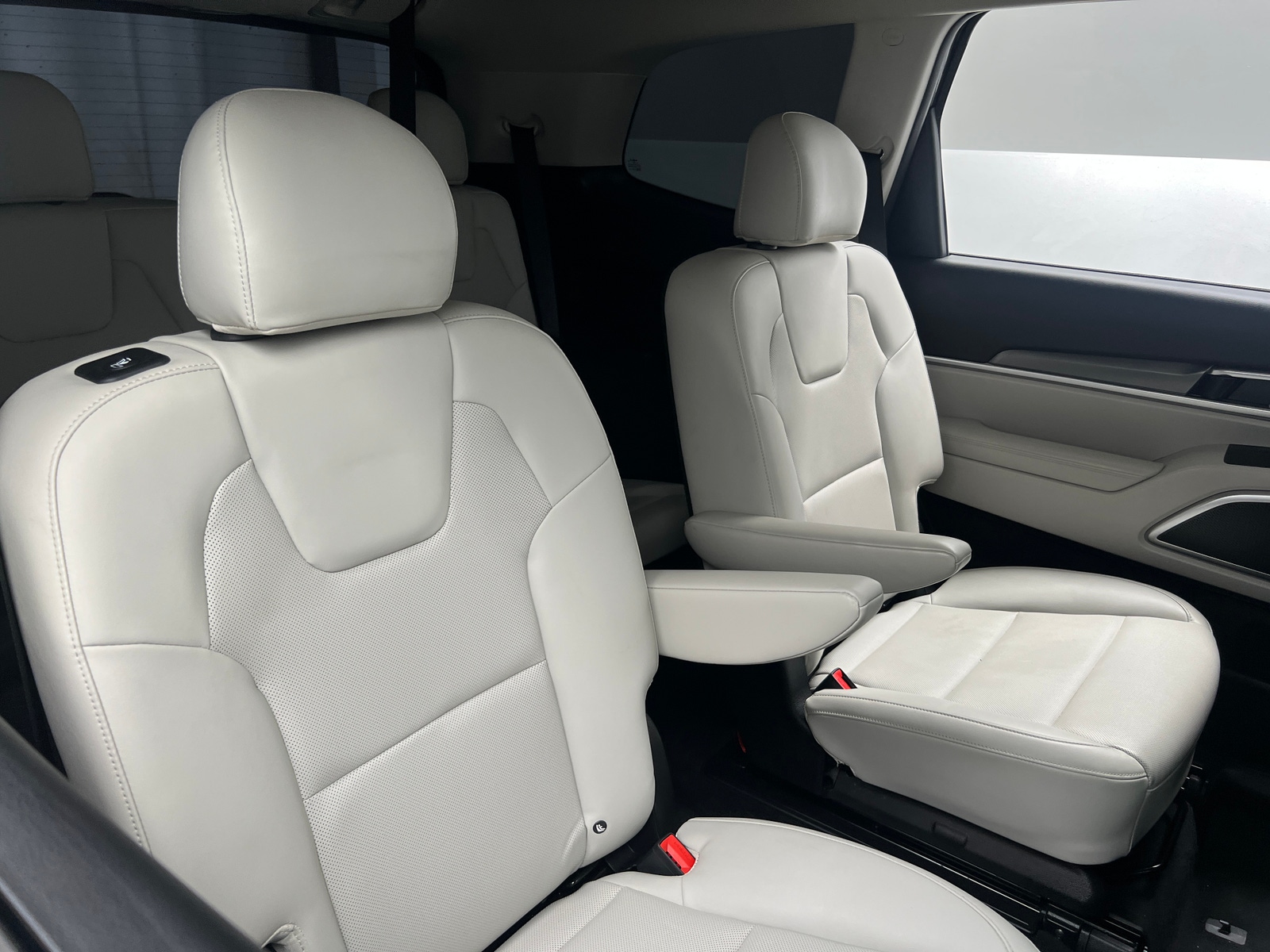 Thumbnail: 2022 Kia Telluride - 5