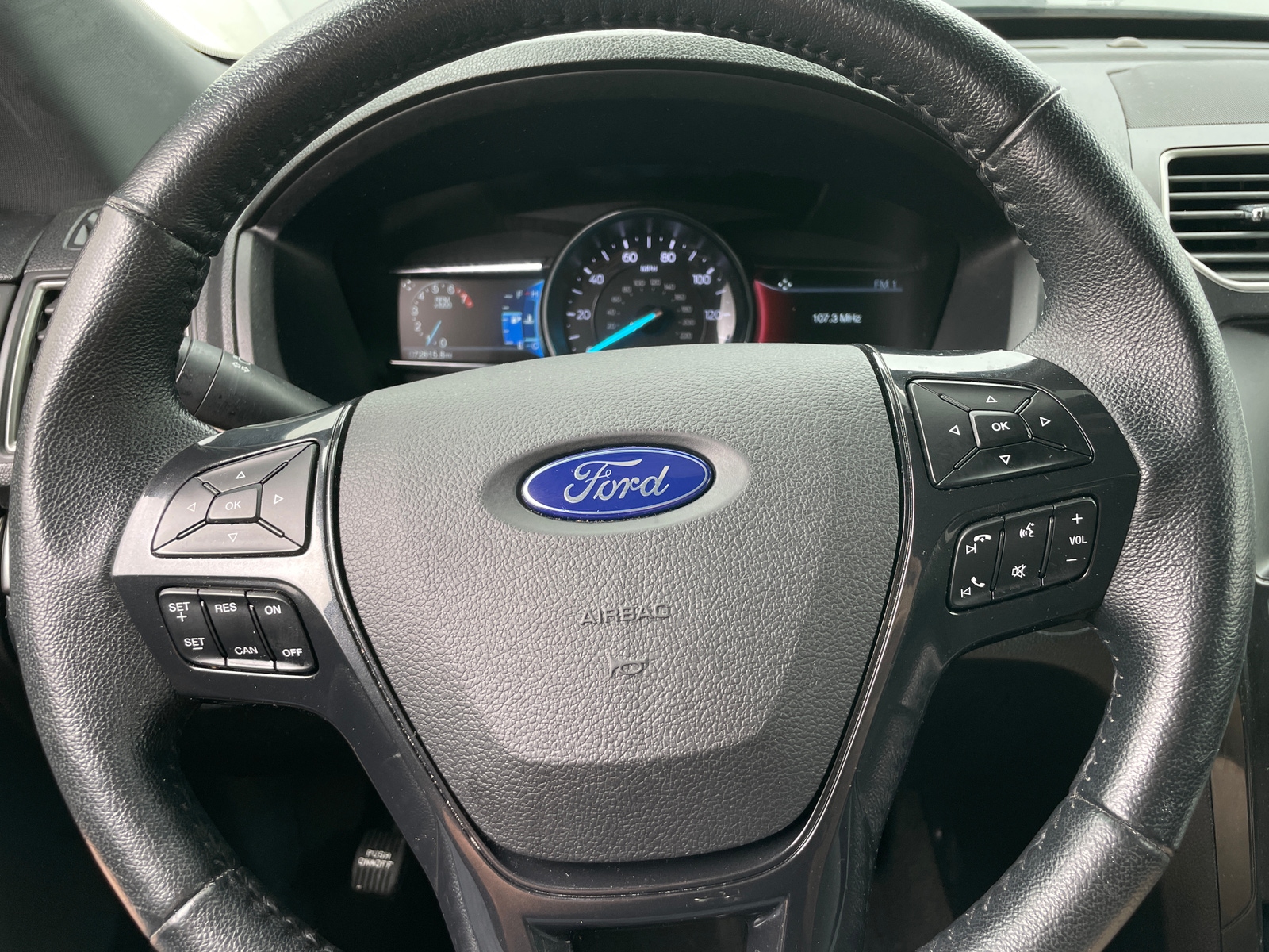 Thumbnail: 2018 Ford Explorer - 5