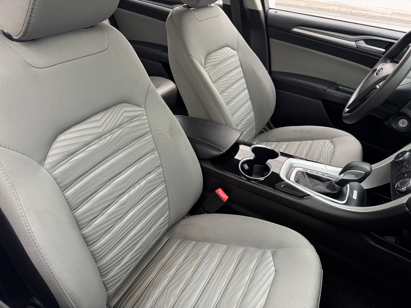 Thumbnail: 2016 Ford Fusion - 2
