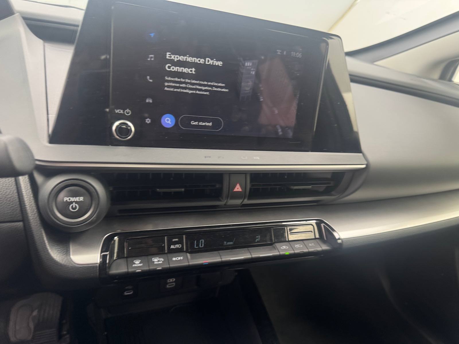 Thumbnail: 2024 Toyota Prius - 4
