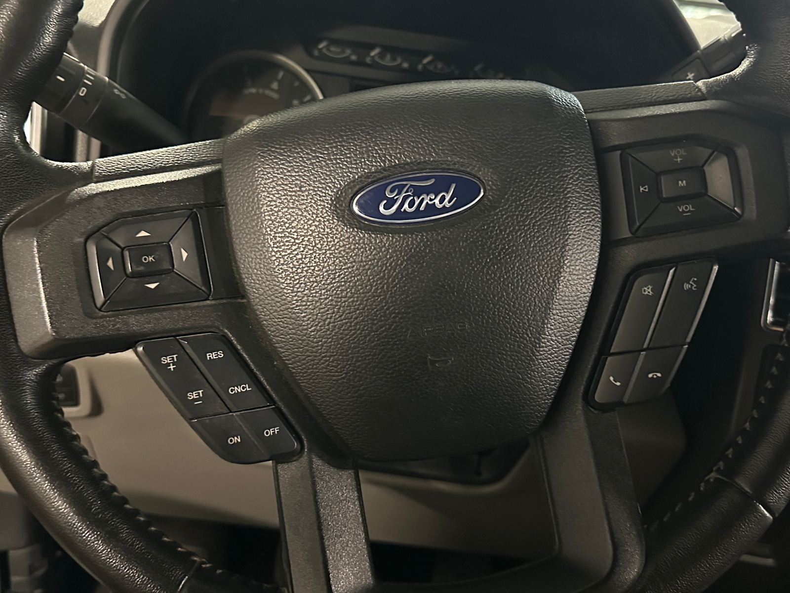 Thumbnail: 2019 Ford Econoline - 5