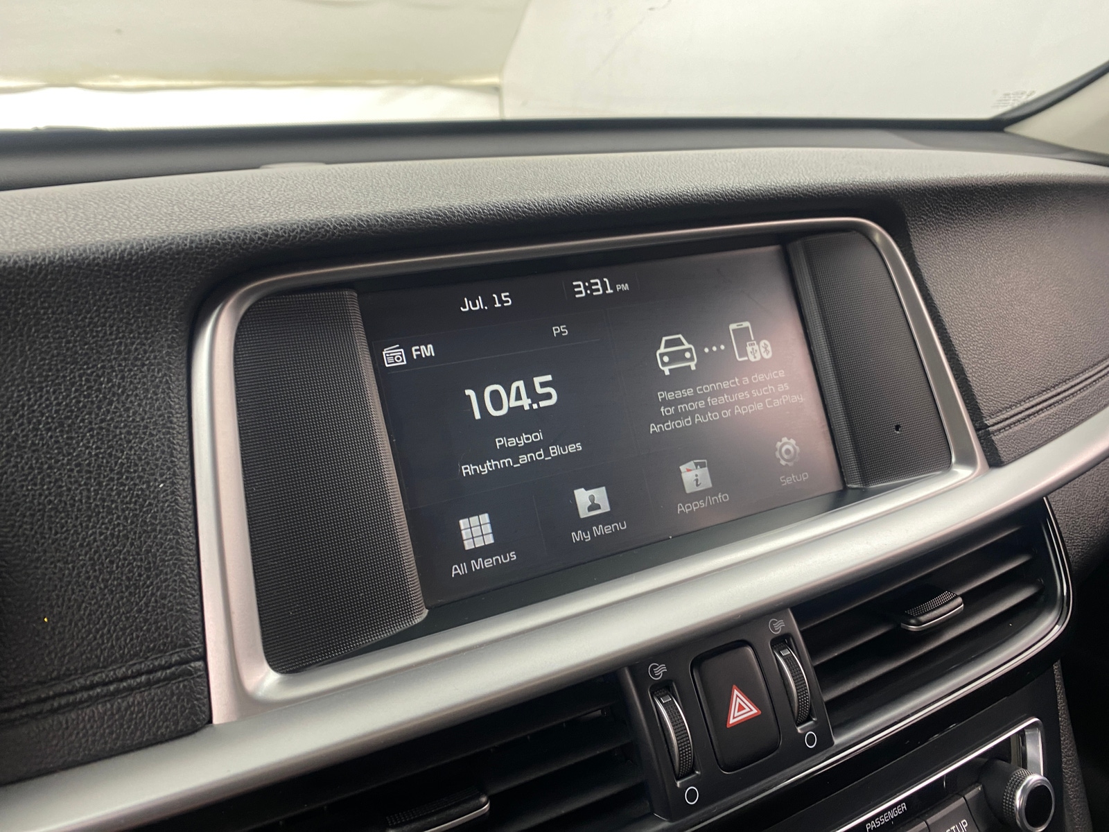 Thumbnail: 2019 Kia Optima - 4