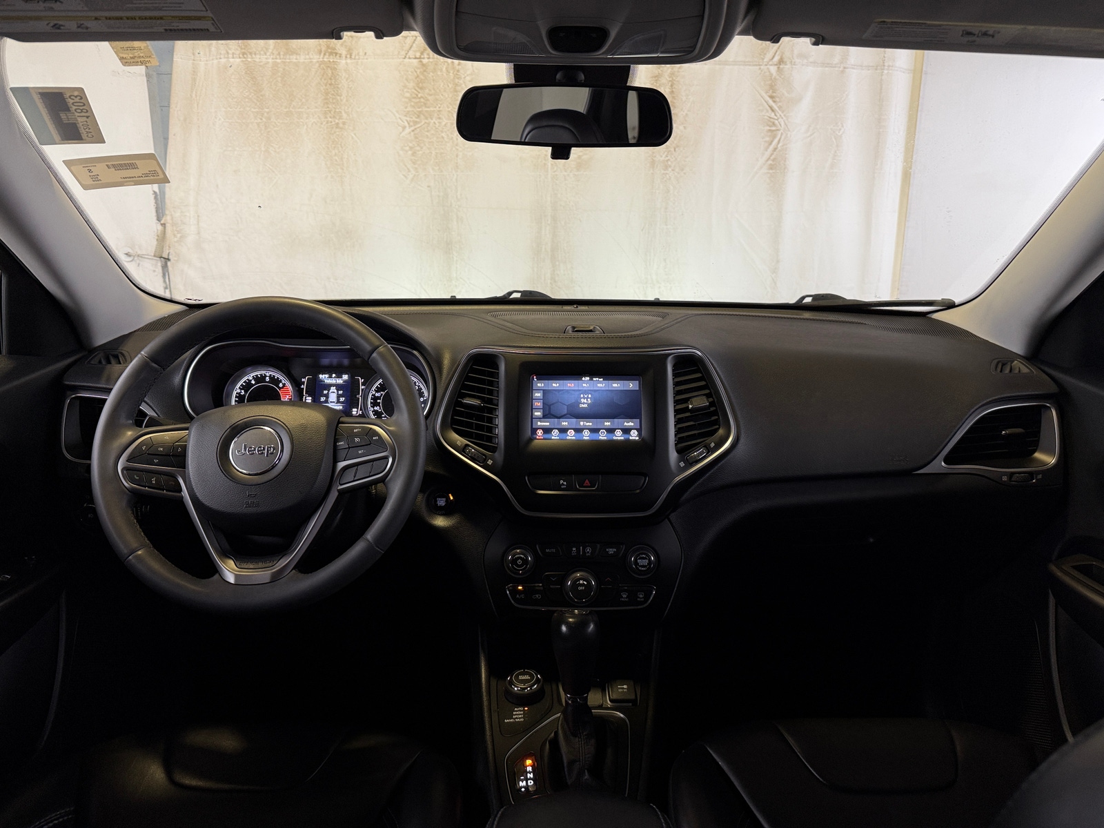 Thumbnail: 2020 Jeep Cherokee - 2