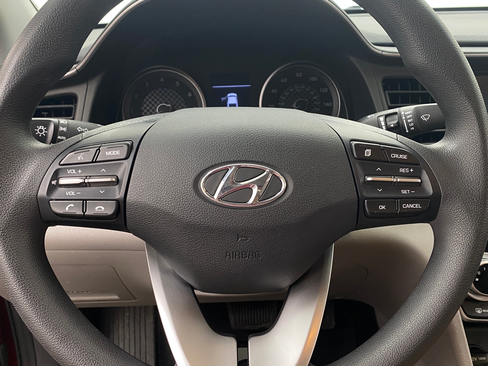 Thumbnail: 2019 Hyundai Elantra - 5