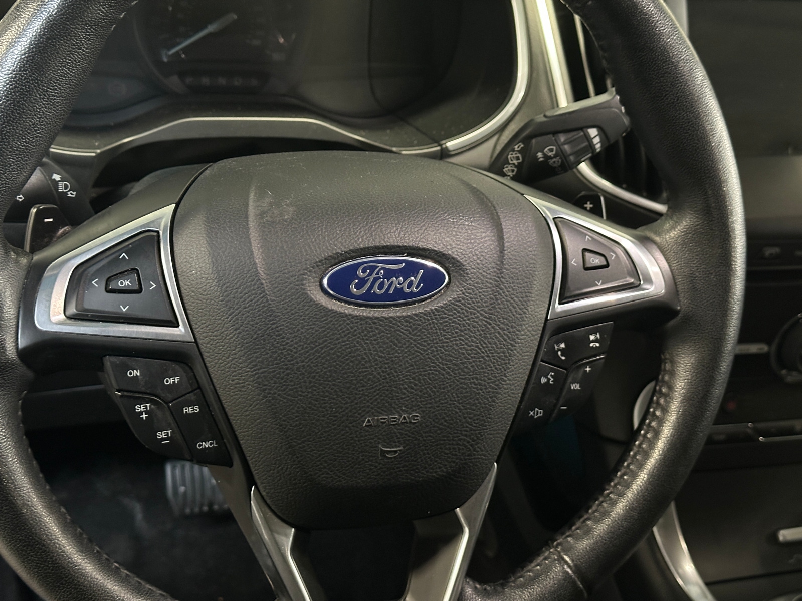 Thumbnail: 2016 Ford Edge - 4